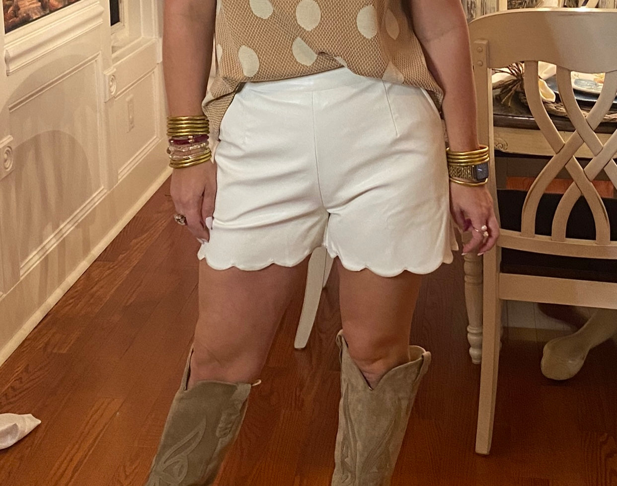 Umgee Cream Color Leather scallop Shorts