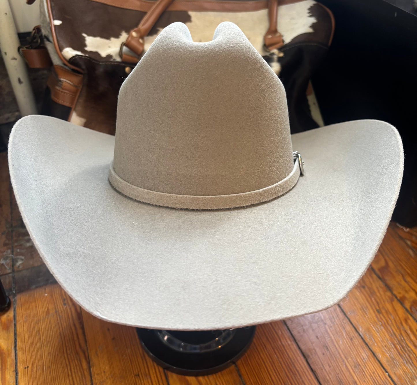 The Gun smoke Belle