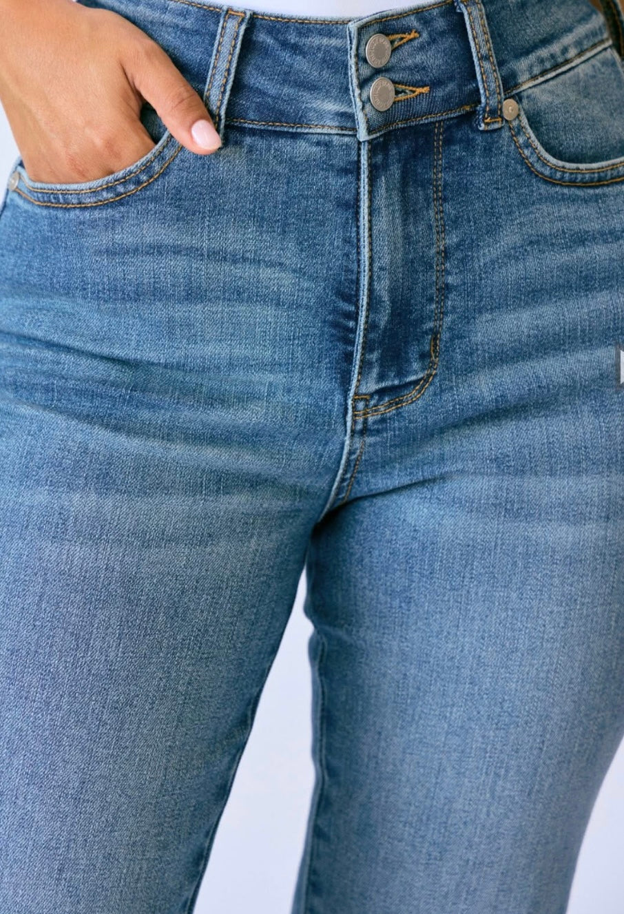 Judy Blue Petite Jeans