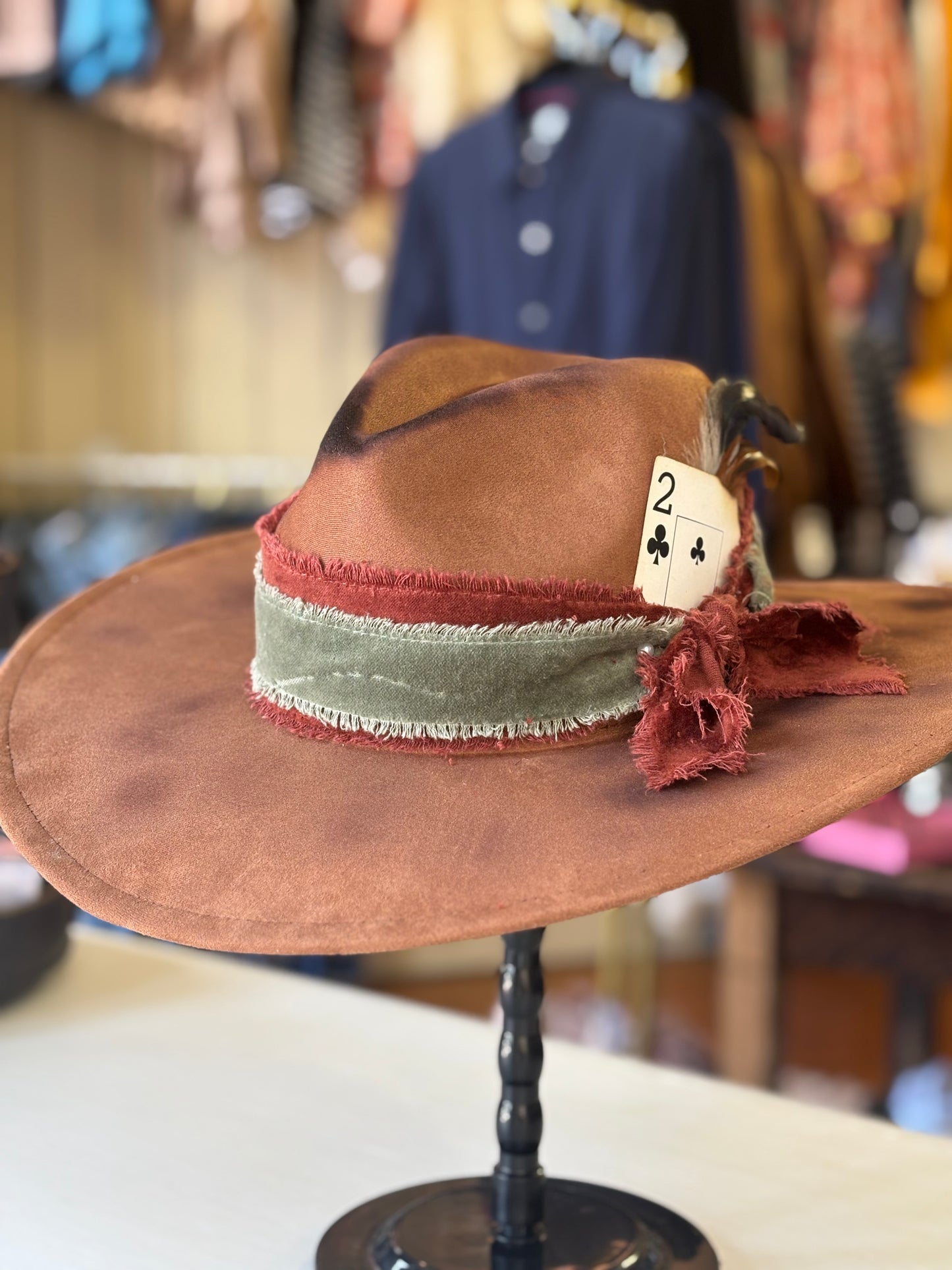 Outlaws Hand Western Hat