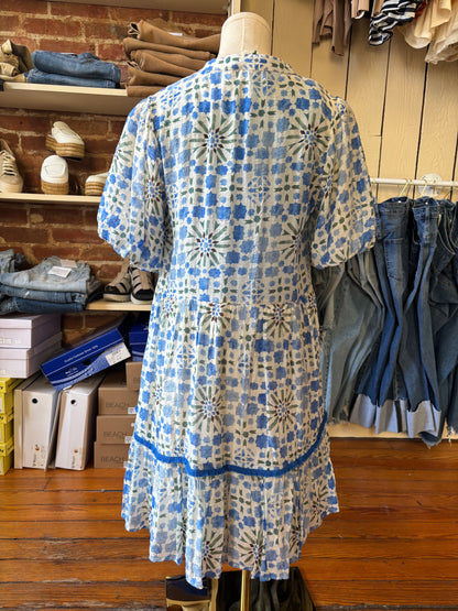 Voy Tunic Dress