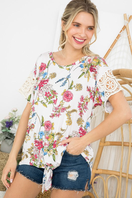 PLUS FLORAL BOXY TOP