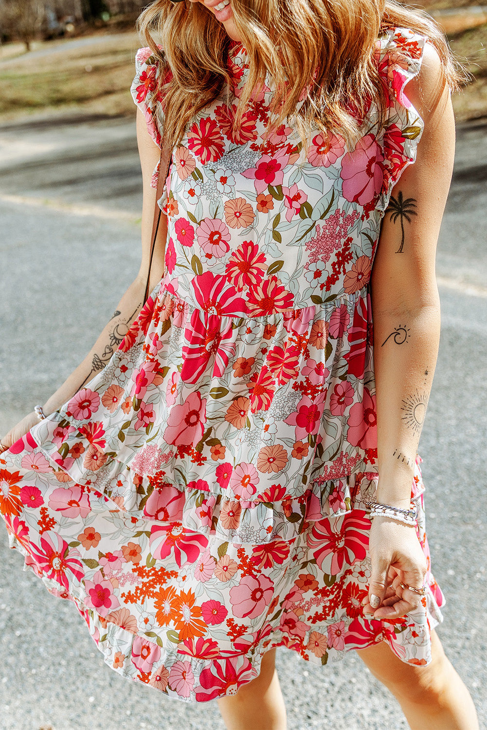 White Floral Frilled Neckline Puff Sleeve Blouse